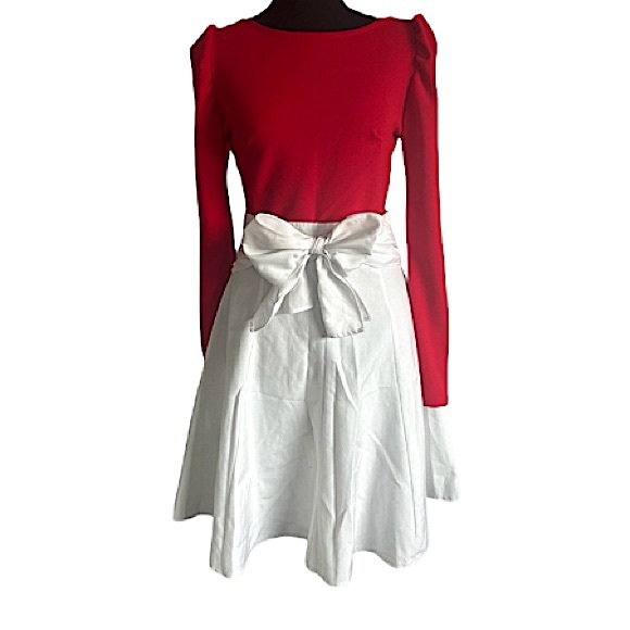 Young Core Dresses & Skirts - 5/25$ ✨ YoungCore Skirt